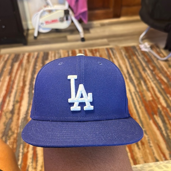 LOS ANGELES HAT - Picture 1 of 3